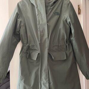 The North Face Women's Olive Parka